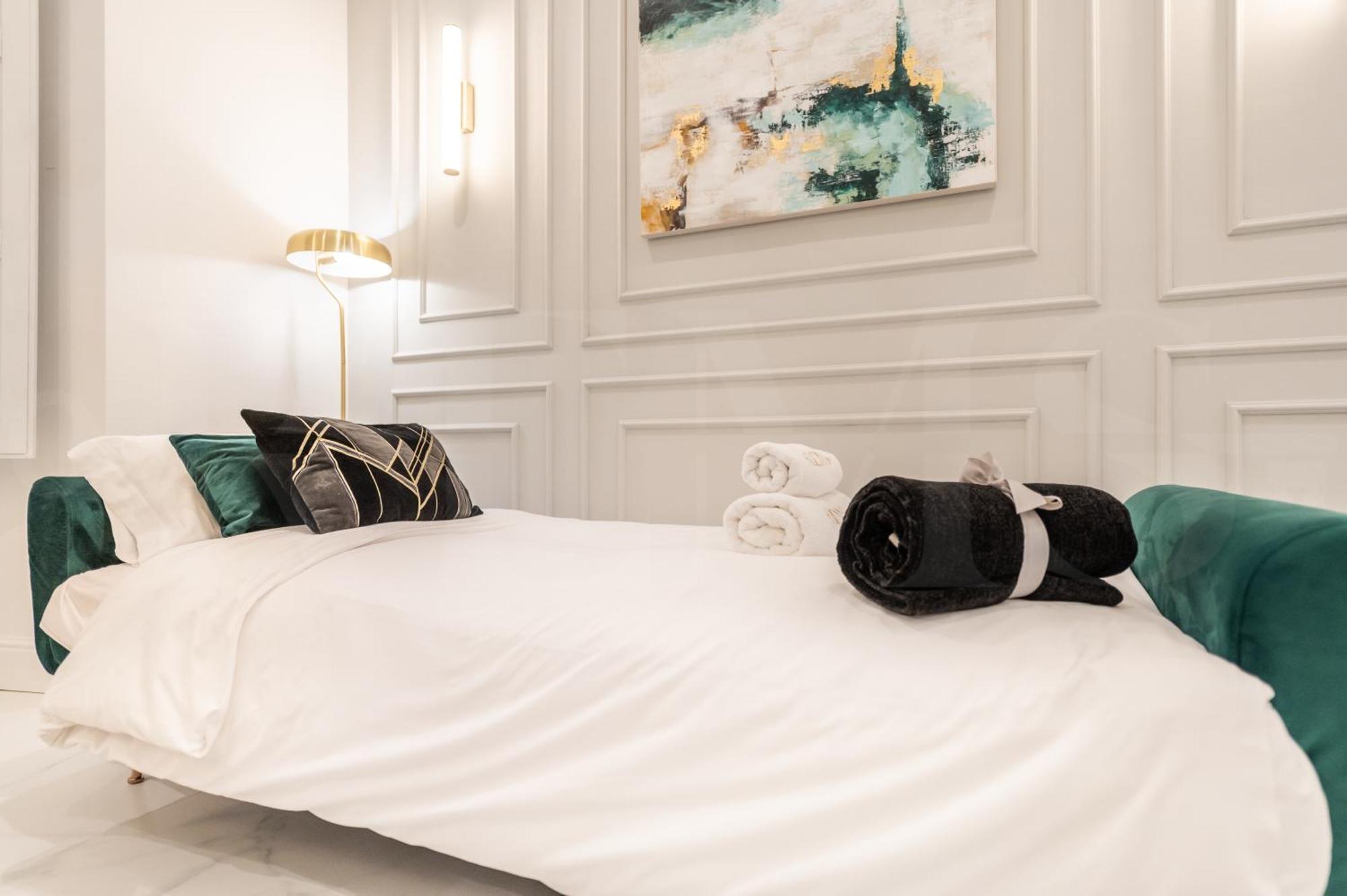 Glamorous Flat In The Heart Of Malaga By Rems Dış mekan fotoğraf